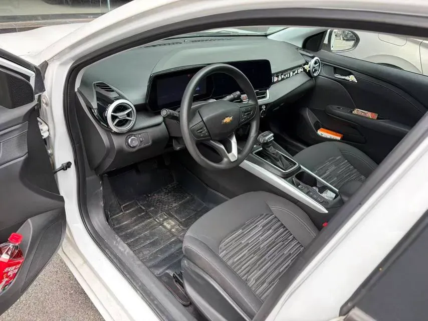 2023 Chevrolet Monza 1.5L 113HP L4 6DCT,autocango,china used car exporter,china ev exporter,chinese used car exporter,chinese used ev exporter