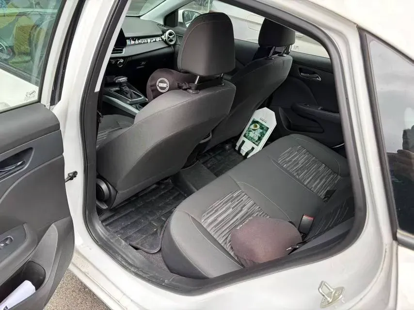 2023 Chevrolet Monza 1.5L 113HP L4 6DCT,autocango,china used car exporter,china ev exporter,chinese used car exporter,chinese used ev exporter