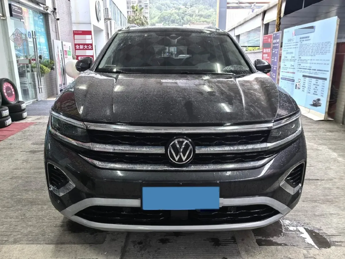 2023 Volkswagen Talagon 2.0T 220HP L4 7DCT,autocango,china used car exporter,china ev exporter,chinese used car exporter,chinese used ev exporter