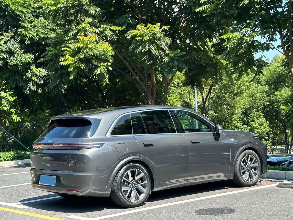 2022 Li L9 Range Extended 154HP REEV 42.6KWH,autocango,china used car exporter,china ev exporter,chinese used car exporter,chinese used ev exporter