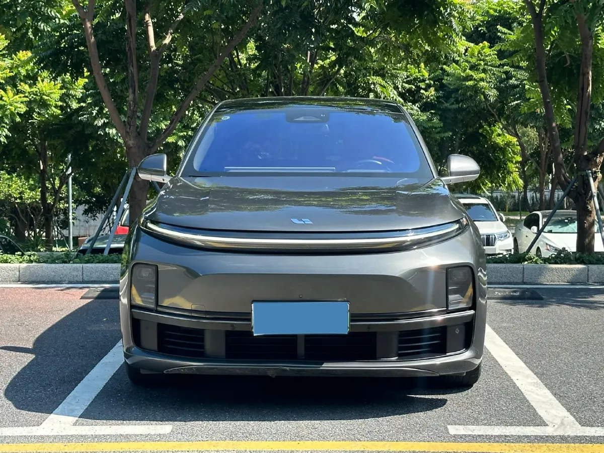 2022 Li L9 Range Extended 154HP REEV 42.6KWH,autocango,china used car exporter,china ev exporter,chinese used car exporter,chinese used ev exporter