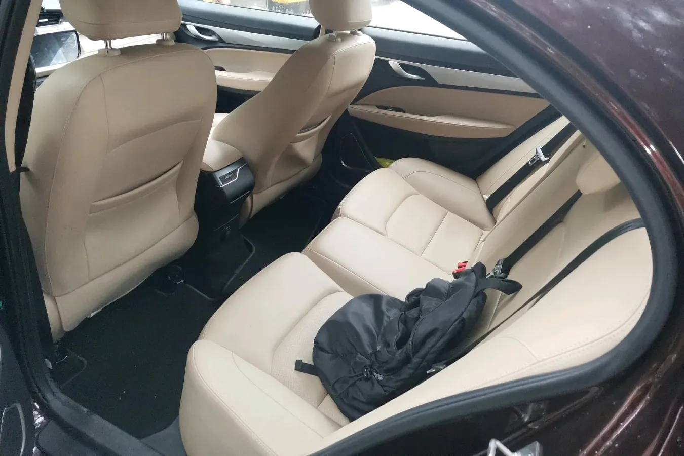 2018 Geely Emgrand 1.5L 109HP L4 5MT,autocango,china used car exporter,china ev exporter,chinese used car exporter,chinese used ev exporter