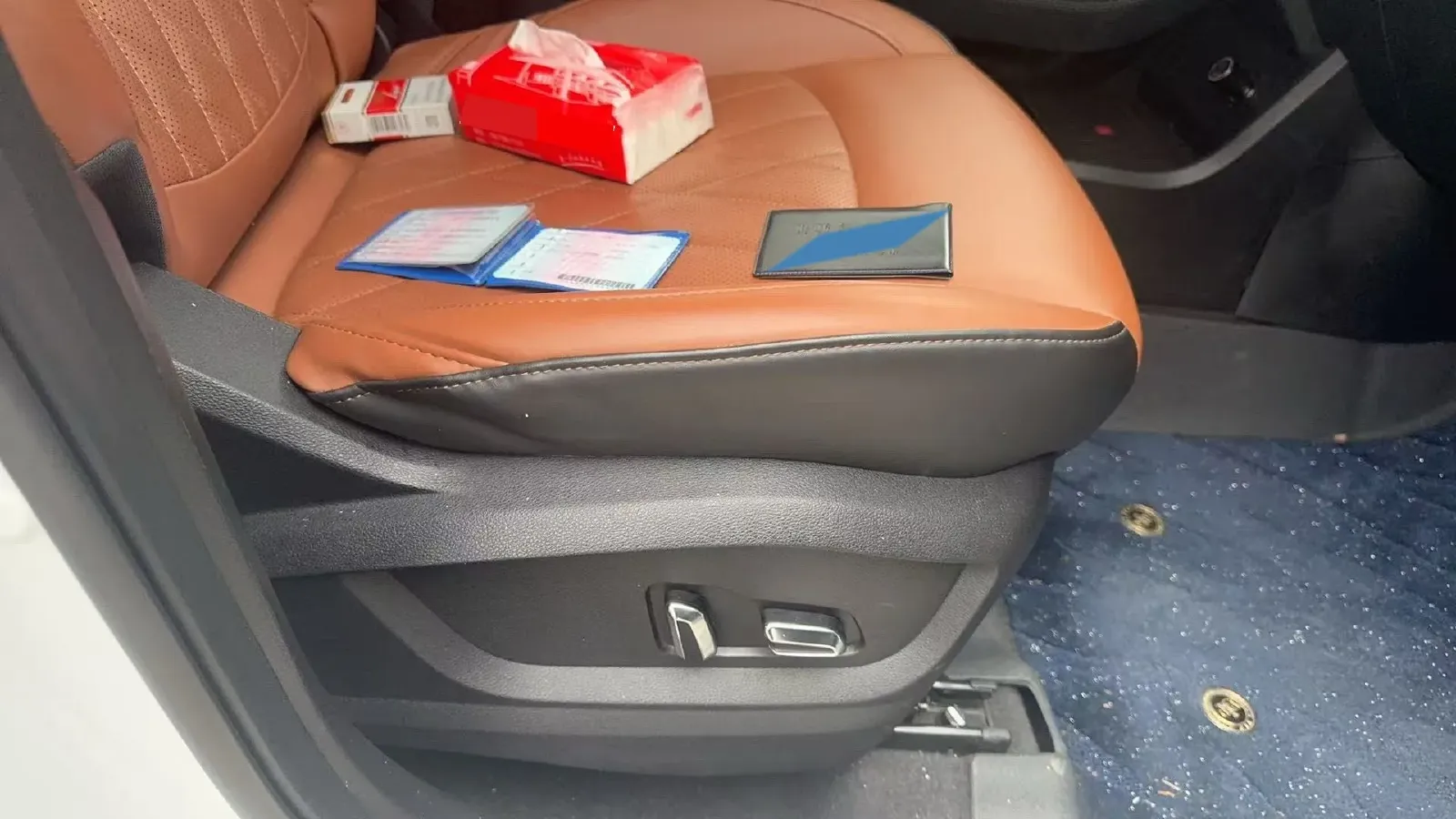 2021 Chery Tiggo 8 2.0T 254HP L4 7DCT,autocango,china used car exporter,china ev exporter,chinese used car exporter,chinese used ev exporter