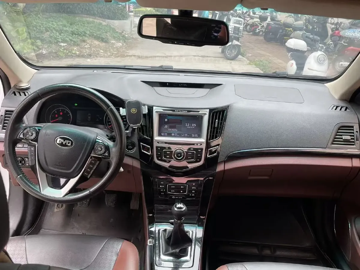 2016 BYD F3 1.5L 109HP L4 5MT,autocango,china used car exporter,china ev exporter,chinese used car exporter,chinese used ev exporter