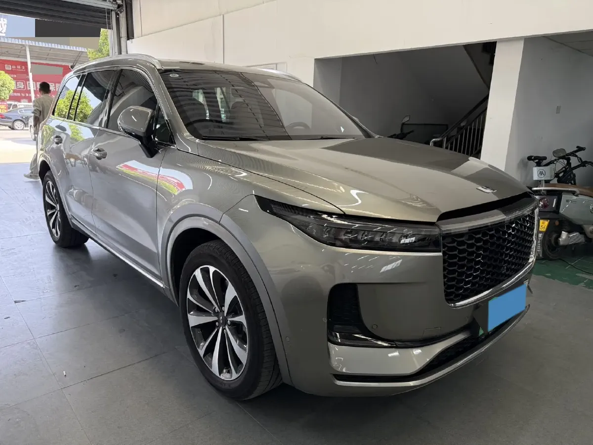 2021 Li ONE Range Extended 131HP REEV 40.5KWH,autocango,china used car exporter,china ev exporter,chinese used car exporter,chinese used ev exporter