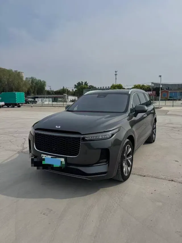 2021 Li ONE Range Extended 131HP REEV 40.5KWH,autocango,china used car exporter,china ev exporter,chinese used car exporter,chinese used ev exporter