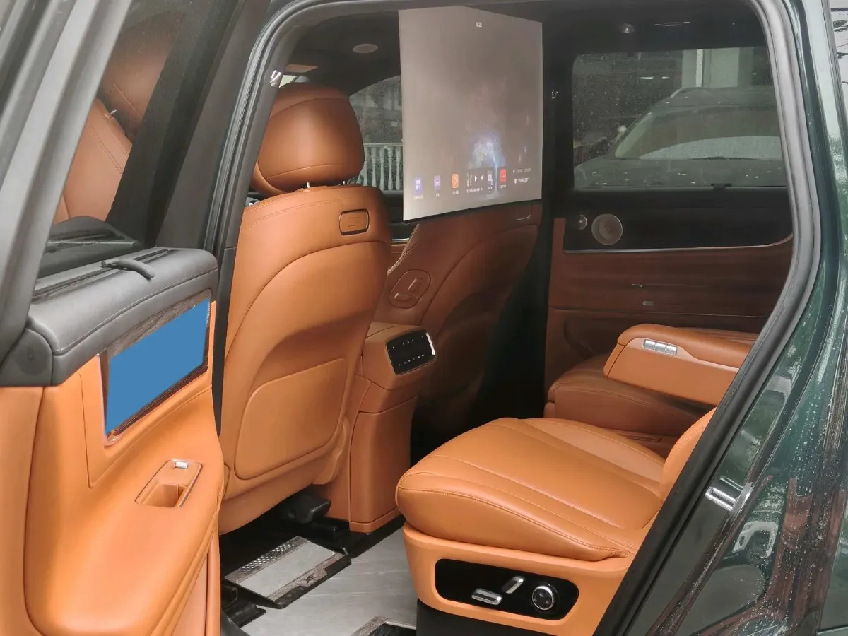 2024 AITO AITO M9 1.5T 152HP L4 REEV 42KWH,autocango,china used car exporter,china ev exporter,chinese used car exporter,chinese used ev exporter