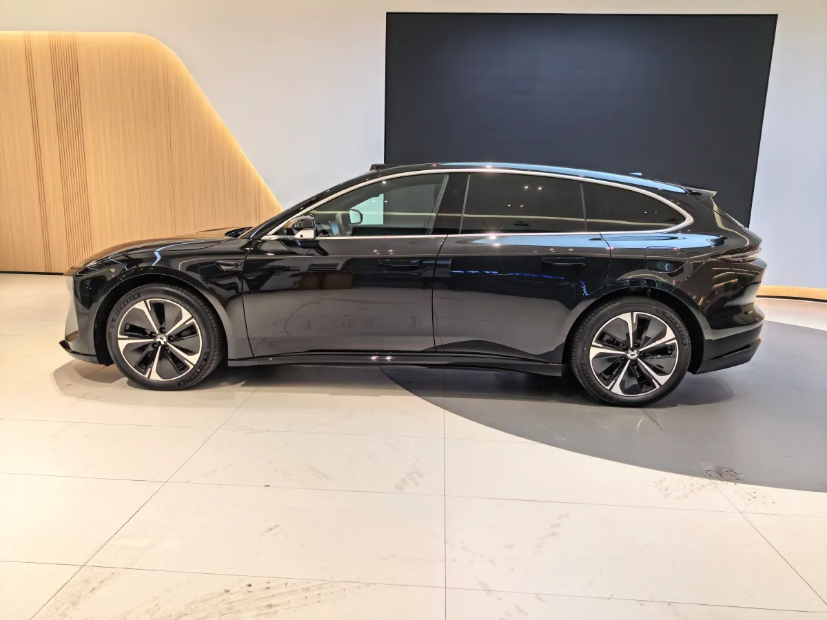 2026 BMW 3 Series 2.0T 245HP L4 8AT,autocango,china used car exporter,china ev exporter,chinese used car exporter,chinese used ev exporter