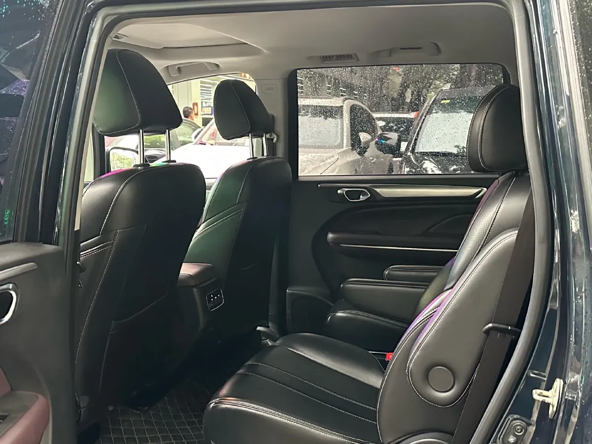 2021 GAC Trumpchi M6 1.5T 169HP L4 7DCT,autocango,china used car exporter,china ev exporter,chinese used car exporter,chinese used ev exporter