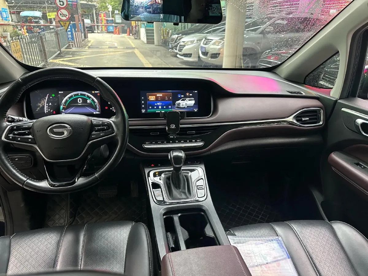 2021 GAC Trumpchi M6 1.5T 169HP L4 7DCT,autocango,china used car exporter,china ev exporter,chinese used car exporter,chinese used ev exporter