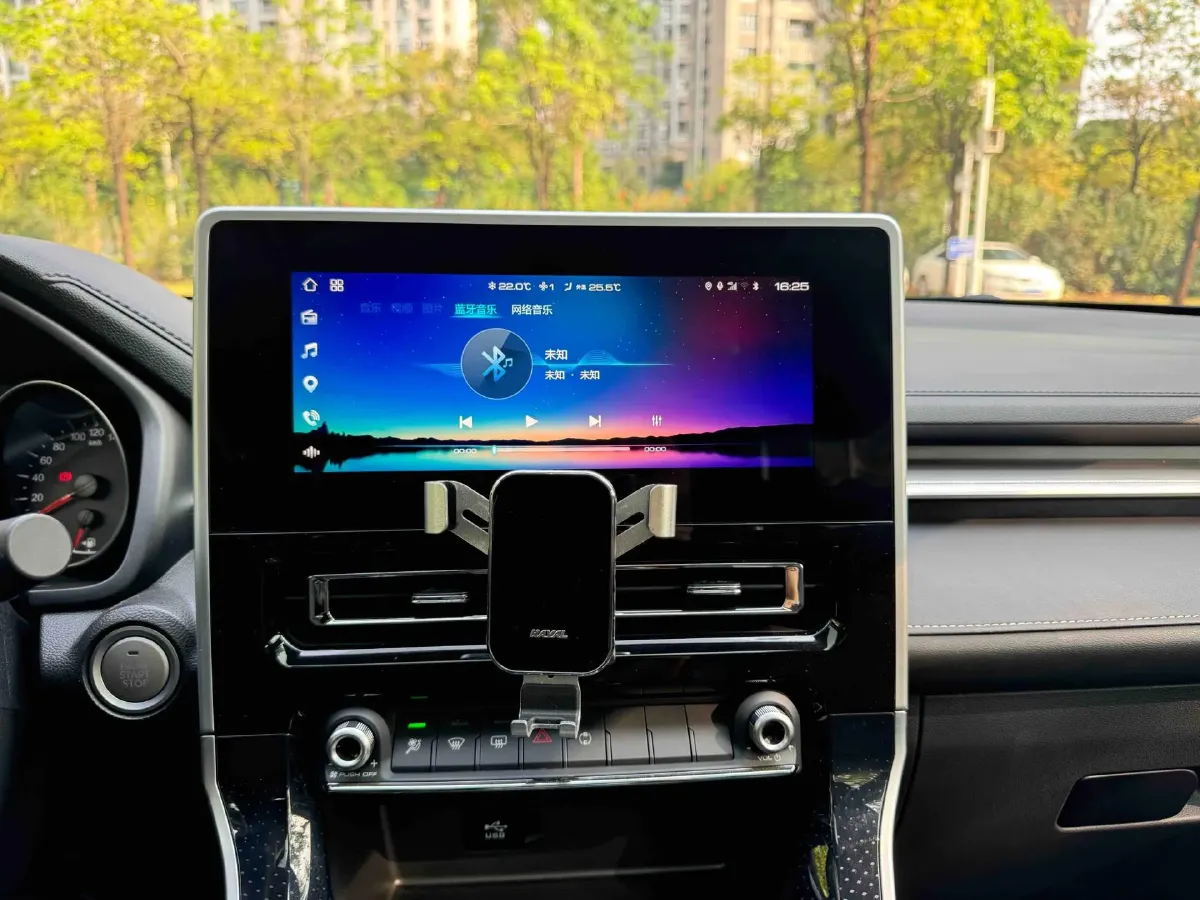 2023 Haval M6 1.5T 150HP L4 7DCT,autocango,china used car exporter,china ev exporter,chinese used car exporter,chinese used ev exporter