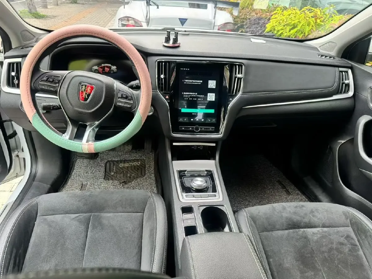 2017 Roewe i6 1.0T 125HP L3 2AT PHEV,autocango,china used car exporter,china ev exporter,chinese used car exporter,chinese used ev exporter