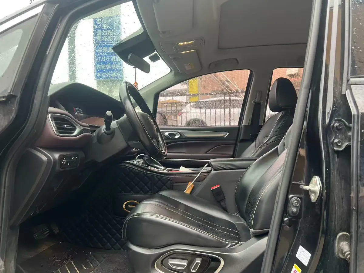 2021 GAC Trumpchi M6 1.5T 169HP L4 7DCT,autocango,china used car exporter,china ev exporter,chinese used car exporter,chinese used ev exporter