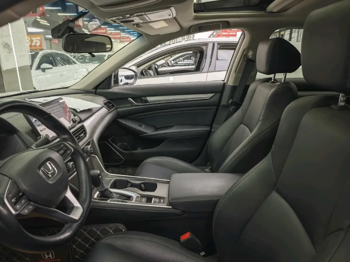 2018 Honda Accord 1.5T 194HP L4 CVT,autocango,china used car exporter,china ev exporter,chinese used car exporter,chinese used ev exporter