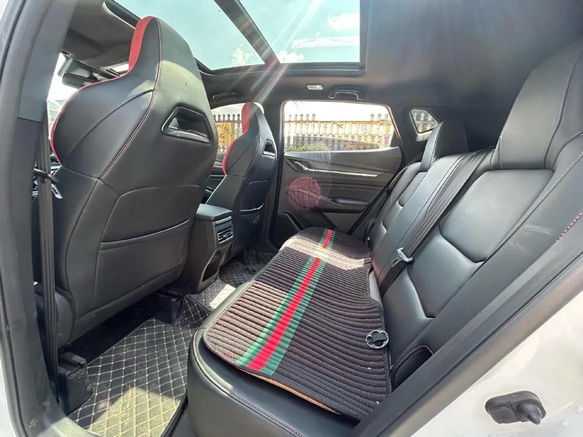 2025 ChangAn X5 PLUS 1.5T 188HP L4 7DCT,autocango,china used car exporter,china ev exporter,chinese used car exporter,chinese used ev exporter