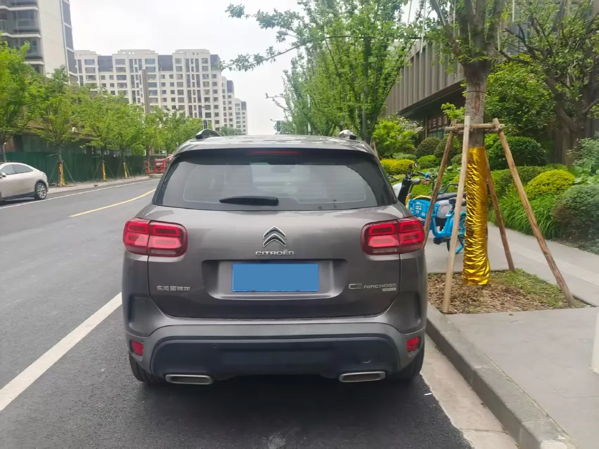 2022 Citroen C5 Aircross 1.8T 211HP L4 8AT,autocango,china used car exporter,china ev exporter,chinese used car exporter,chinese used ev exporter