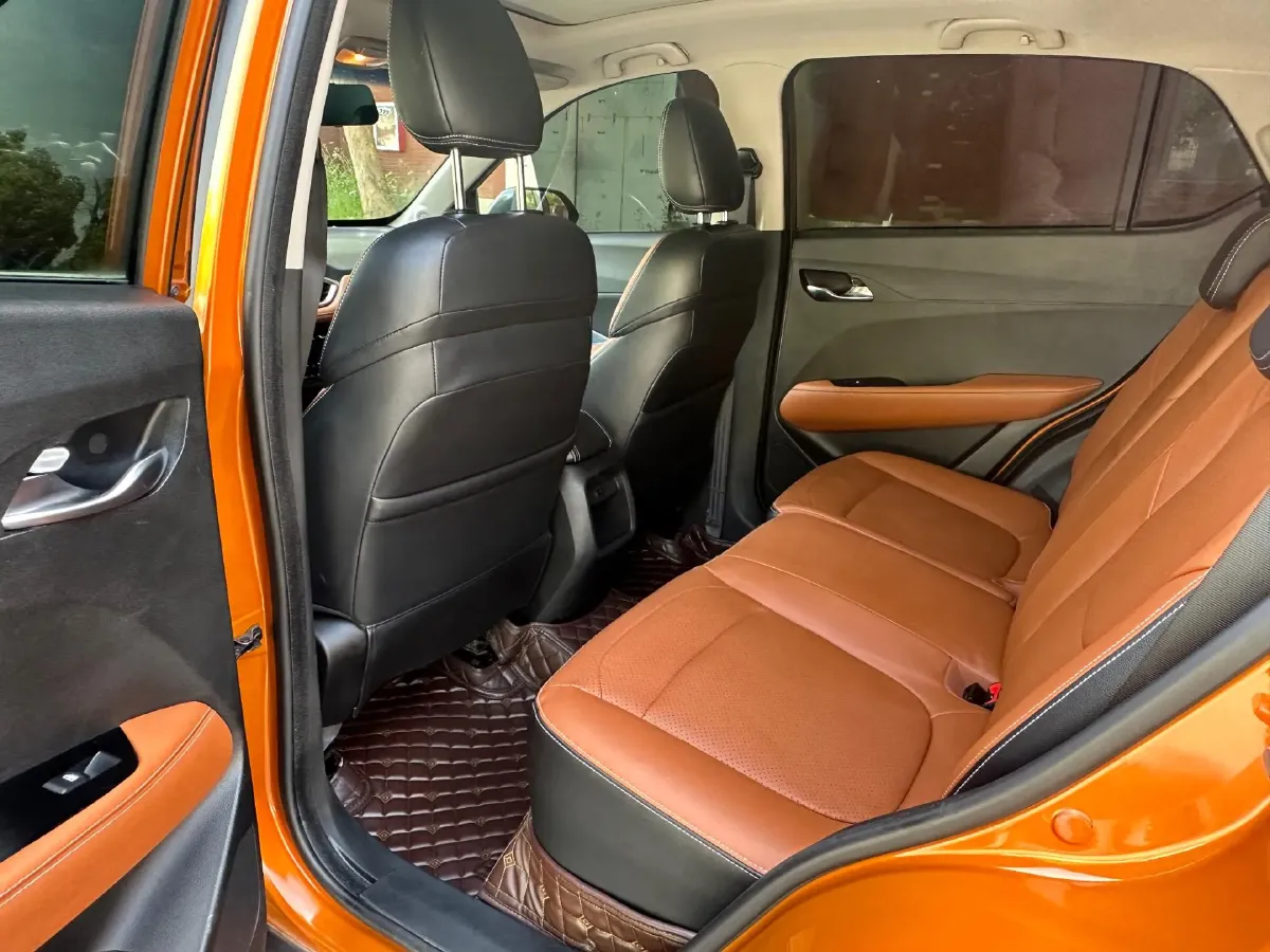 2017 HaiMa S5 Young Edition 1.6L 122HP L4 5MT,autocango,china used car exporter,china ev exporter,chinese used car exporter,chinese used ev exporter