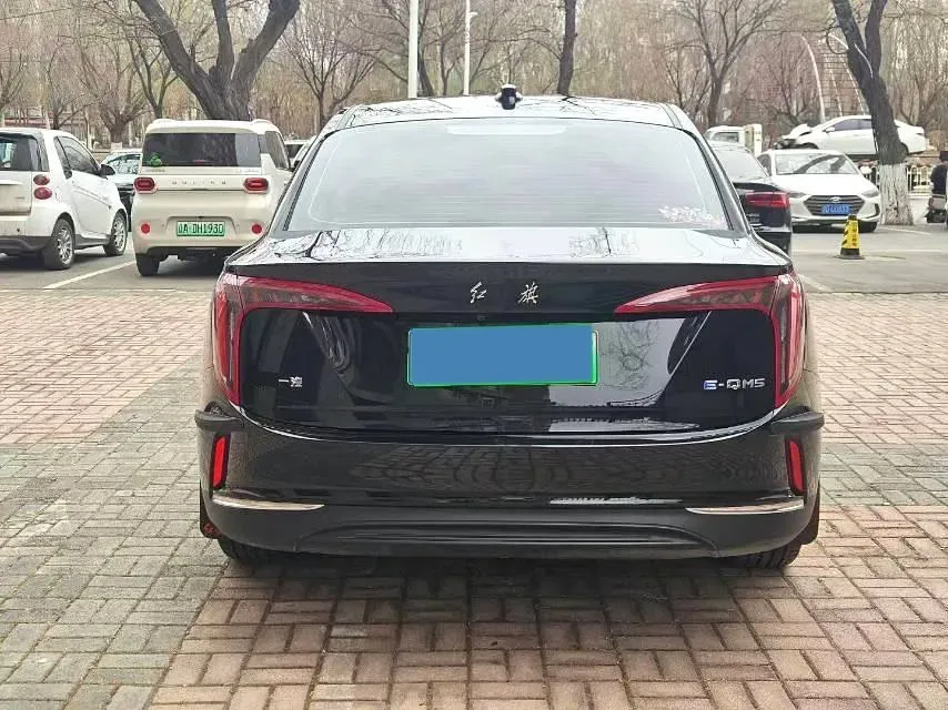 2024 HongQi E-QM5 BEV 60KWH,autocango,china used car exporter,china ev exporter,chinese used car exporter,chinese used ev exporter