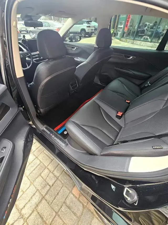 2024 HongQi E-QM5 BEV 60KWH,autocango,china used car exporter,china ev exporter,chinese used car exporter,chinese used ev exporter