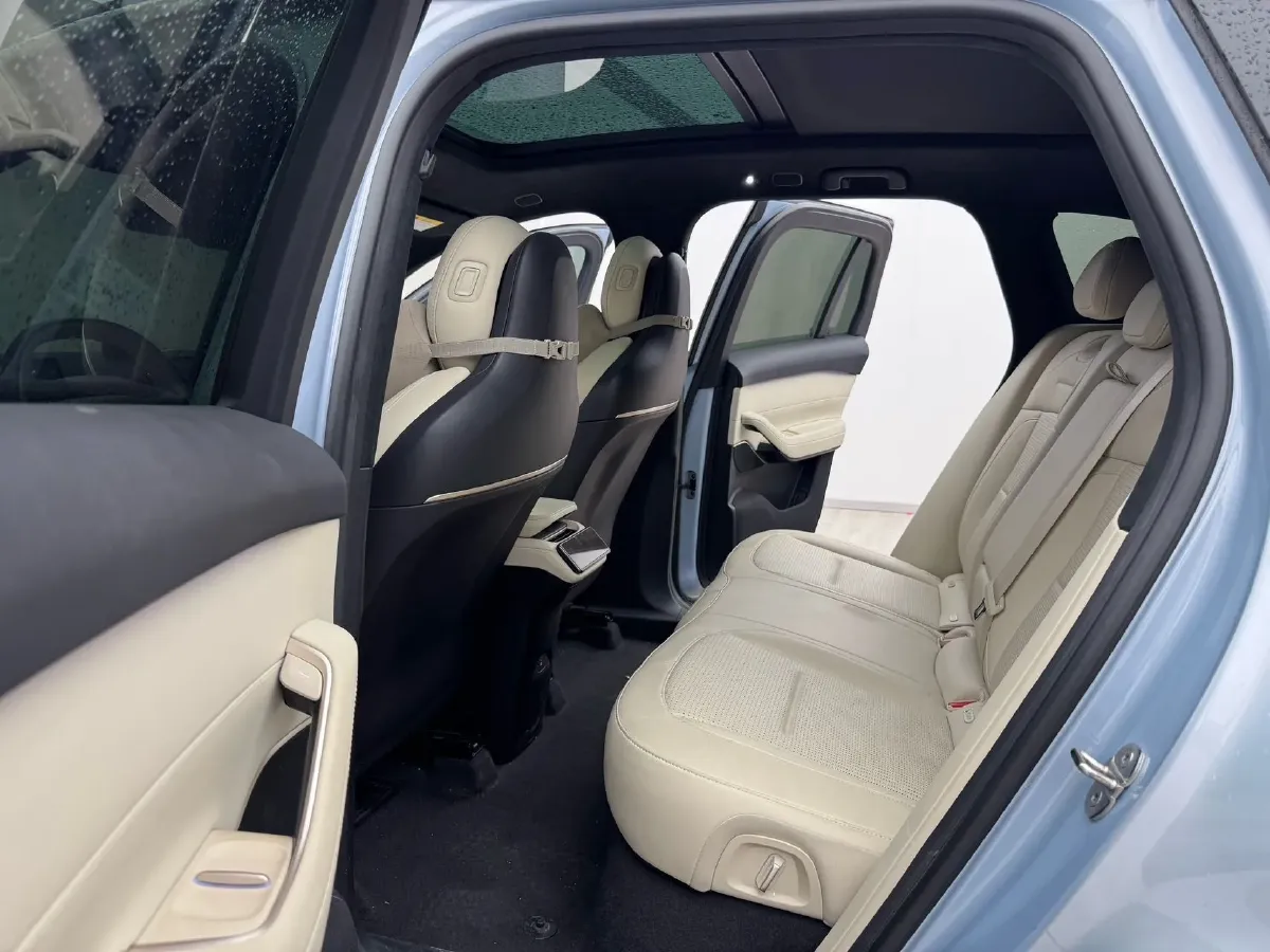 2024 NIO ES6 BEV 75KWH,autocango,china used car exporter,china ev exporter,chinese used car exporter,chinese used ev exporter