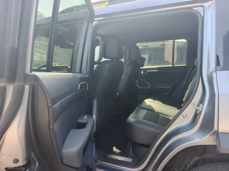 2023 Jetour Traveller 2.0T 254HP L4 8AT,autocango,china used car exporter,china ev exporter,chinese used car exporter,chinese used ev exporter