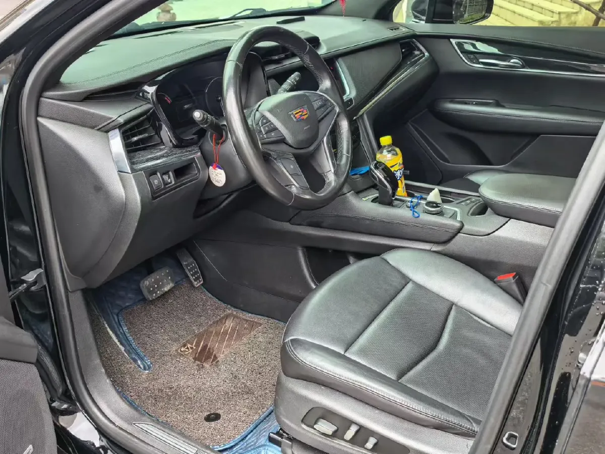 2021 Cadillac XT5 2.0T 237HP L4 9AT,autocango,china used car exporter,china ev exporter,chinese used car exporter,chinese used ev exporter