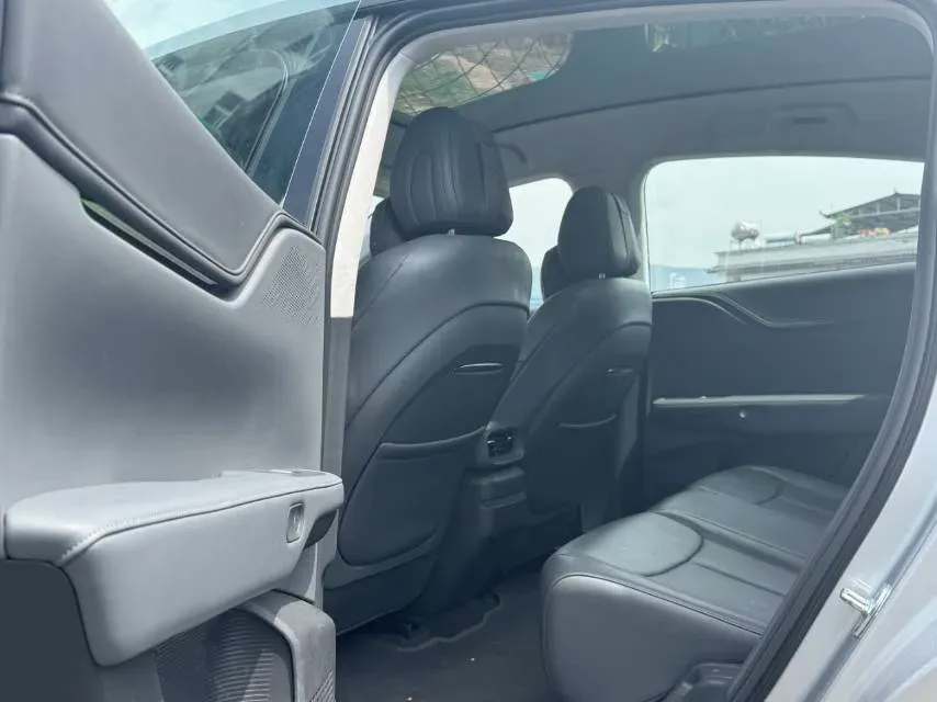 2025 Xpeng G6 BEV 68.5KWH,autocango,china used car exporter,china ev exporter,chinese used car exporter,chinese used ev exporter