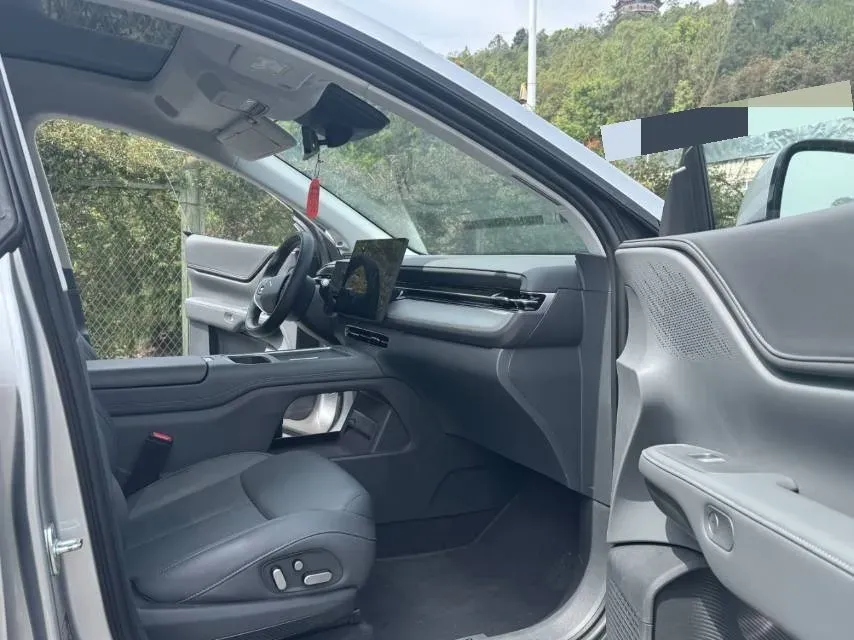 2025 Xpeng G6 BEV 68.5KWH,autocango,china used car exporter,china ev exporter,chinese used car exporter,chinese used ev exporter