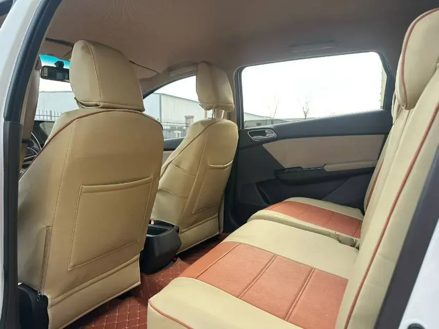 2017 BaoJun 310W 1.5L 112HP L4 6MT,autocango,china used car exporter,china ev exporter,chinese used car exporter,chinese used ev exporter