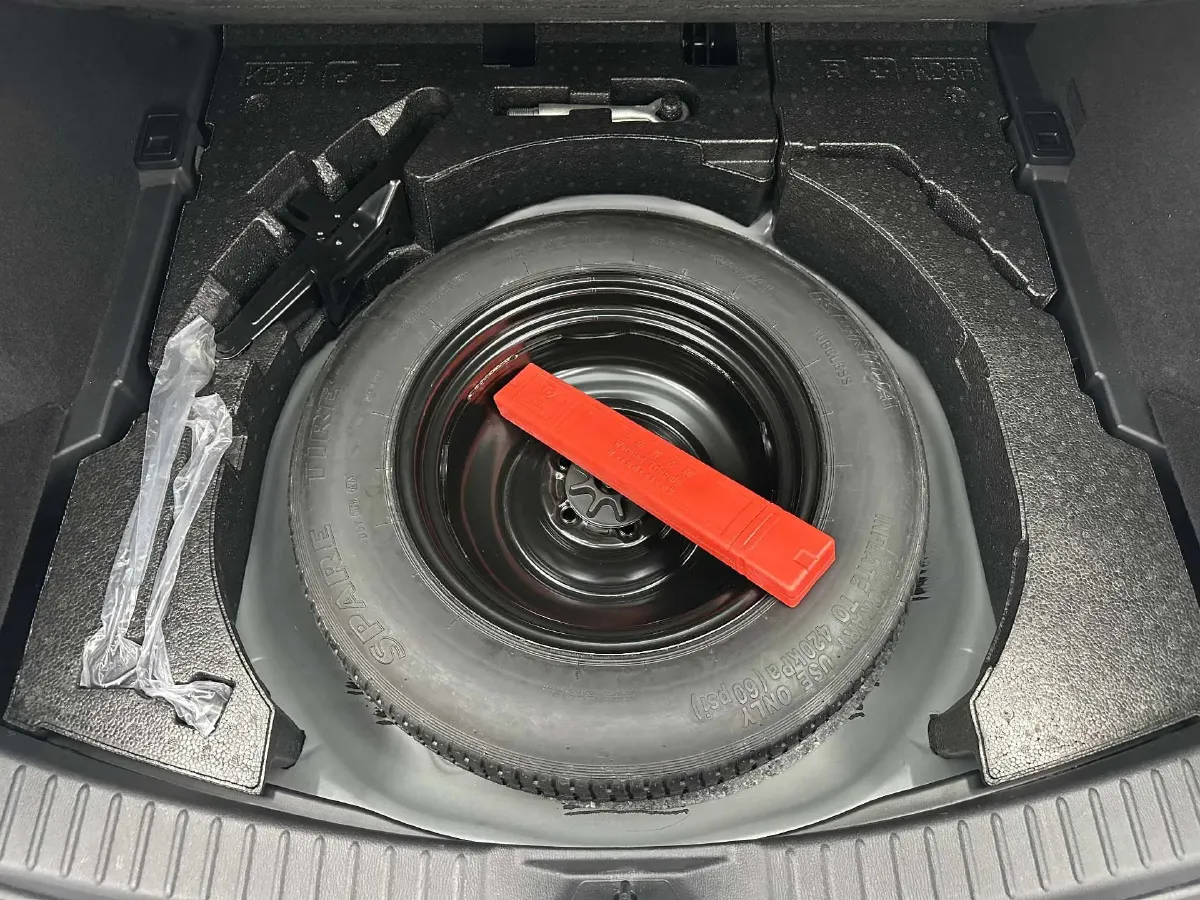 2022 MAXUS XinTu V90 2.0T 150HP L4 6AT,autocango,china used car exporter,china ev exporter,chinese used car exporter,chinese used ev exporter