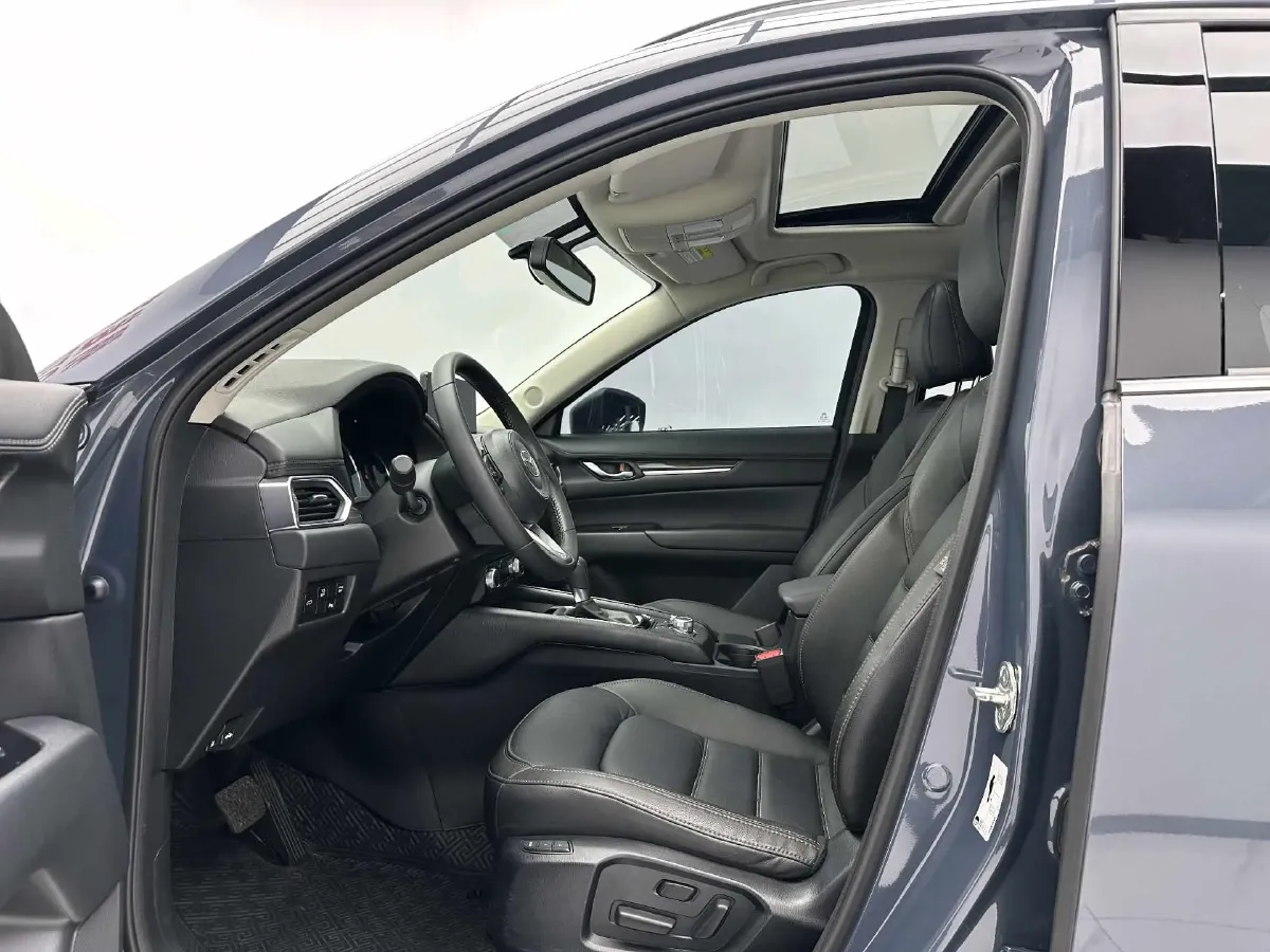 2022 MAXUS XinTu V90 2.0T 150HP L4 6AT,autocango,china used car exporter,china ev exporter,chinese used car exporter,chinese used ev exporter