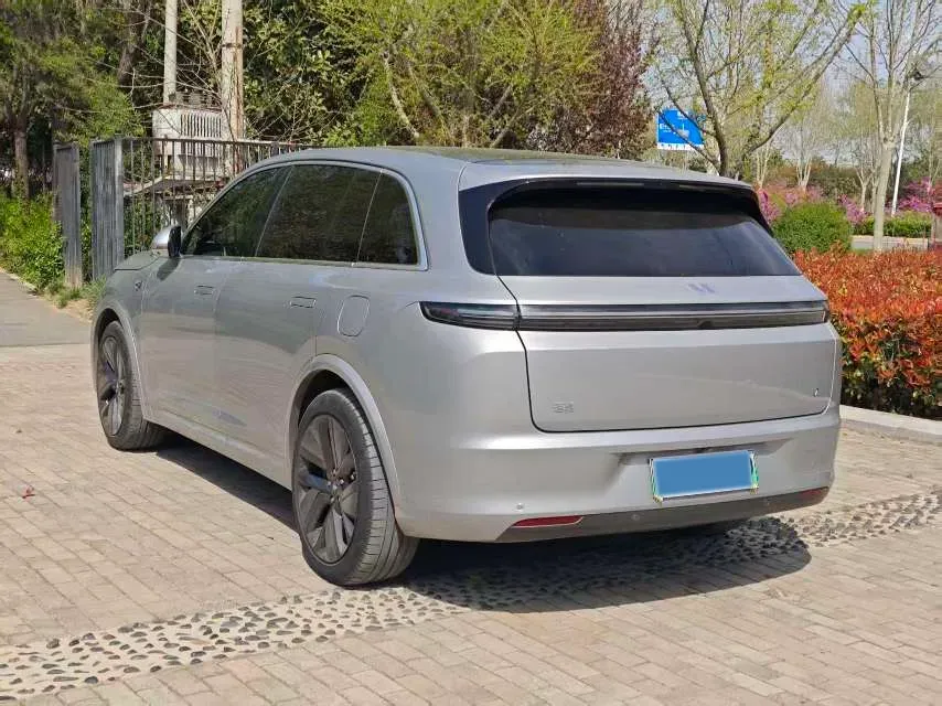 2023 Li L7 Range Extended 154HP REEV 40.9KWH,autocango,china used car exporter,china ev exporter,chinese used car exporter,chinese used ev exporter