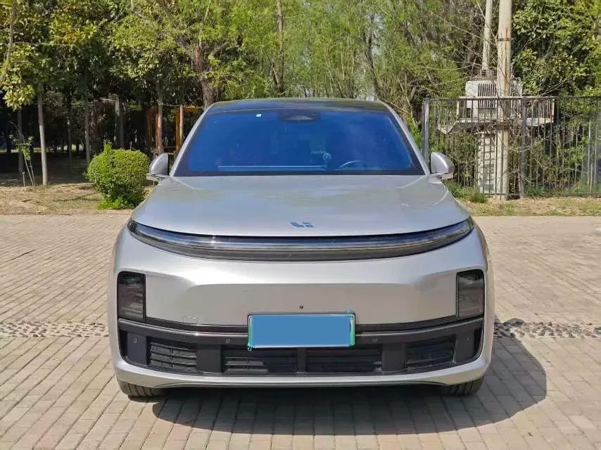 2023 Li L7 Range Extended 154HP REEV 40.9KWH,autocango,china used car exporter,china ev exporter,chinese used car exporter,chinese used ev exporter