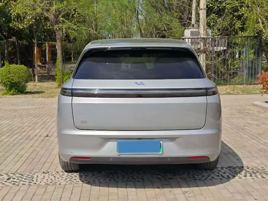 2023 Li L7 Range Extended 154HP REEV 40.9KWH,autocango,china used car exporter,china ev exporter,chinese used car exporter,chinese used ev exporter