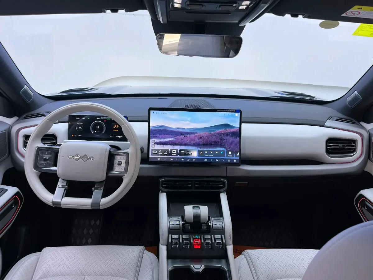 2025 FangChengBao Tai 3 BEV,autocango,china used car exporter,china ev exporter,chinese used car exporter,chinese used ev exporter