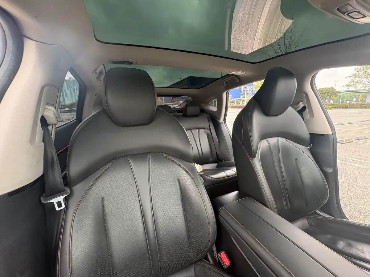 2022 DongFeng Forthing M7 2.0T 224HP L4 8AT,autocango,china used car exporter,china ev exporter,chinese used car exporter,chinese used ev exporter