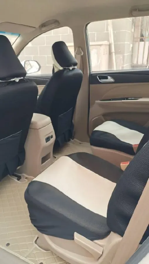 2016 BaoJun 730 1.5L 112HP L4 5MT,autocango,china used car exporter,china ev exporter,chinese used car exporter,chinese used ev exporter