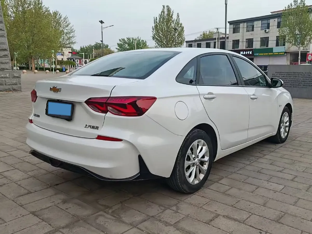 2023 Chevrolet Monza 1.5L 113HP L4 6DCT,autocango,china used car exporter,china ev exporter,chinese used car exporter,chinese used ev exporter