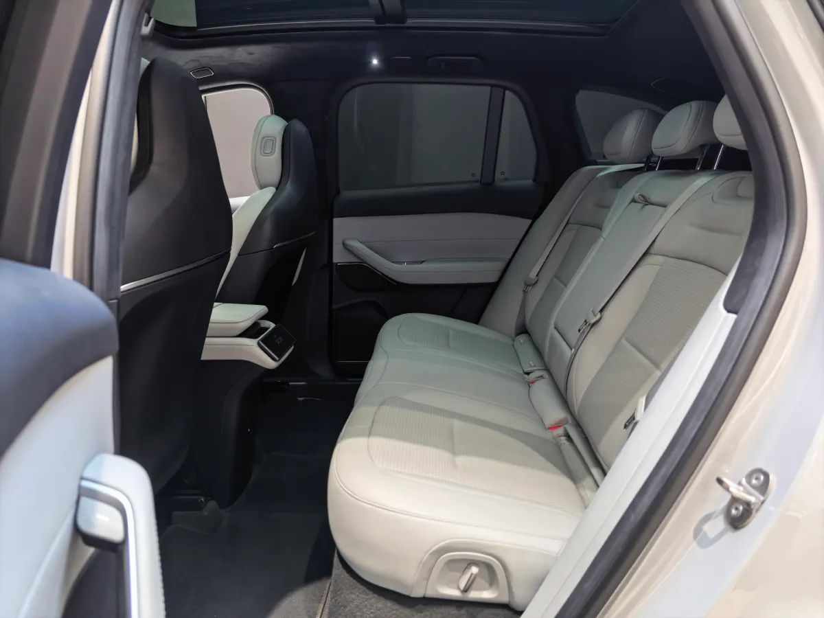 2024 NIO ES6 BEV 75KWH,autocango,china used car exporter,china ev exporter,chinese used car exporter,chinese used ev exporter