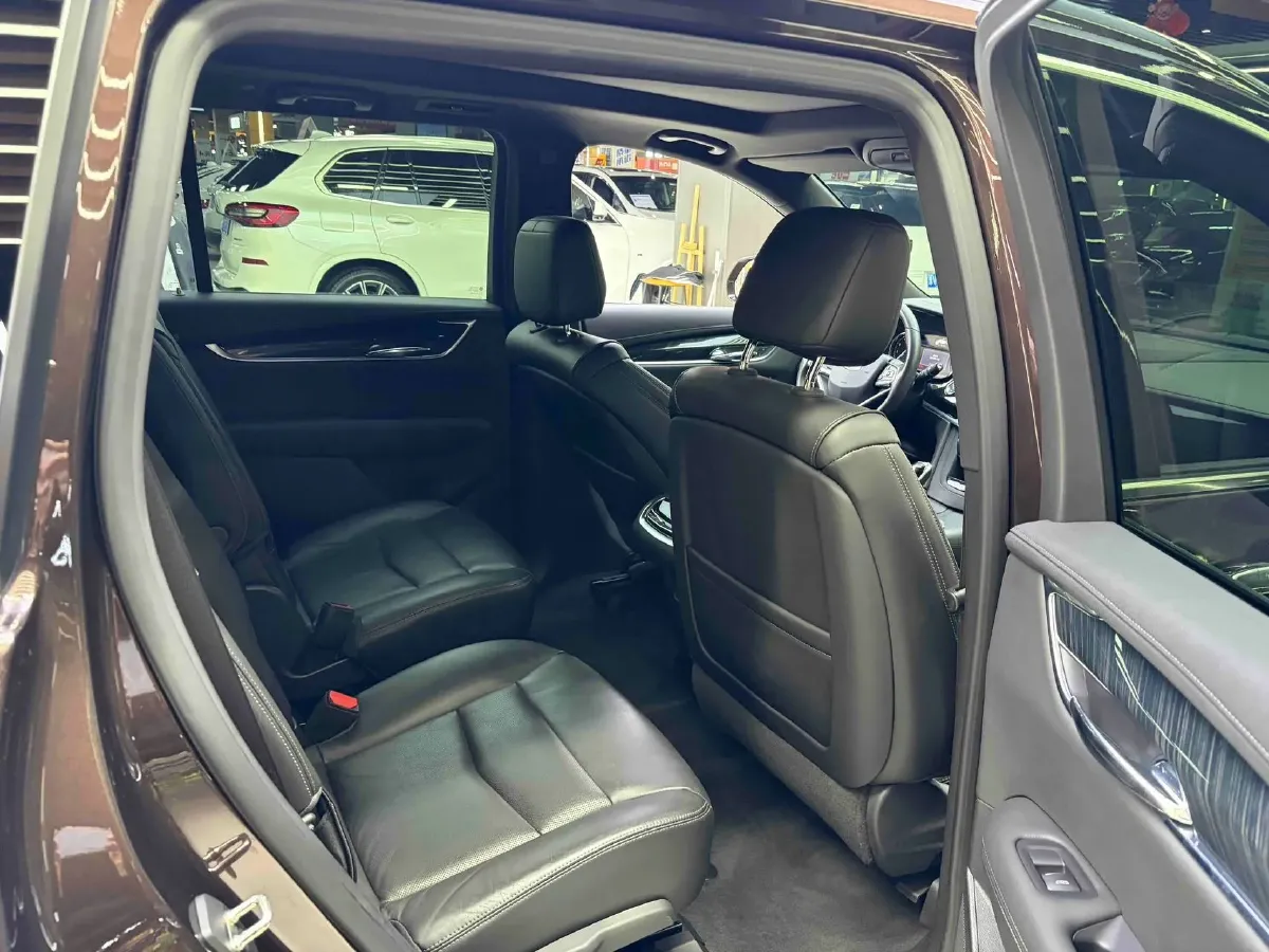 2019 Cadillac CT6 2.0T 241HP L4 10AT,autocango,china used car exporter,china ev exporter,chinese used car exporter,chinese used ev exporter