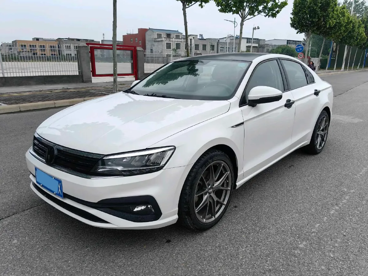 2019 Volkswagen T-Cross 1.4T 150HP L4 7DCT,autocango,china used car exporter,china ev exporter,chinese used car exporter,chinese used ev exporter