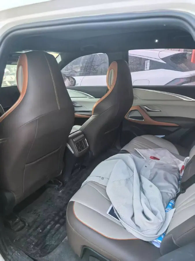 2022 Geely JiaJi 1.5T 177HP L3 7DCT PHEV 15.5KWH,autocango,china used car exporter,china ev exporter,chinese used car exporter,chinese used ev exporter