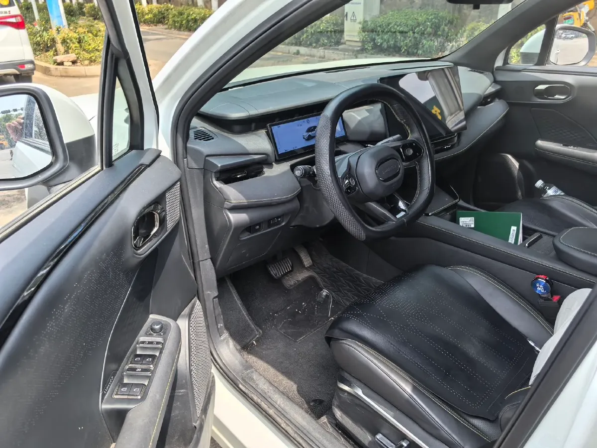 2025 LYNK&CO 06 1.5T 181HP L4 7DCT,autocango,china used car exporter,china ev exporter,chinese used car exporter,chinese used ev exporter