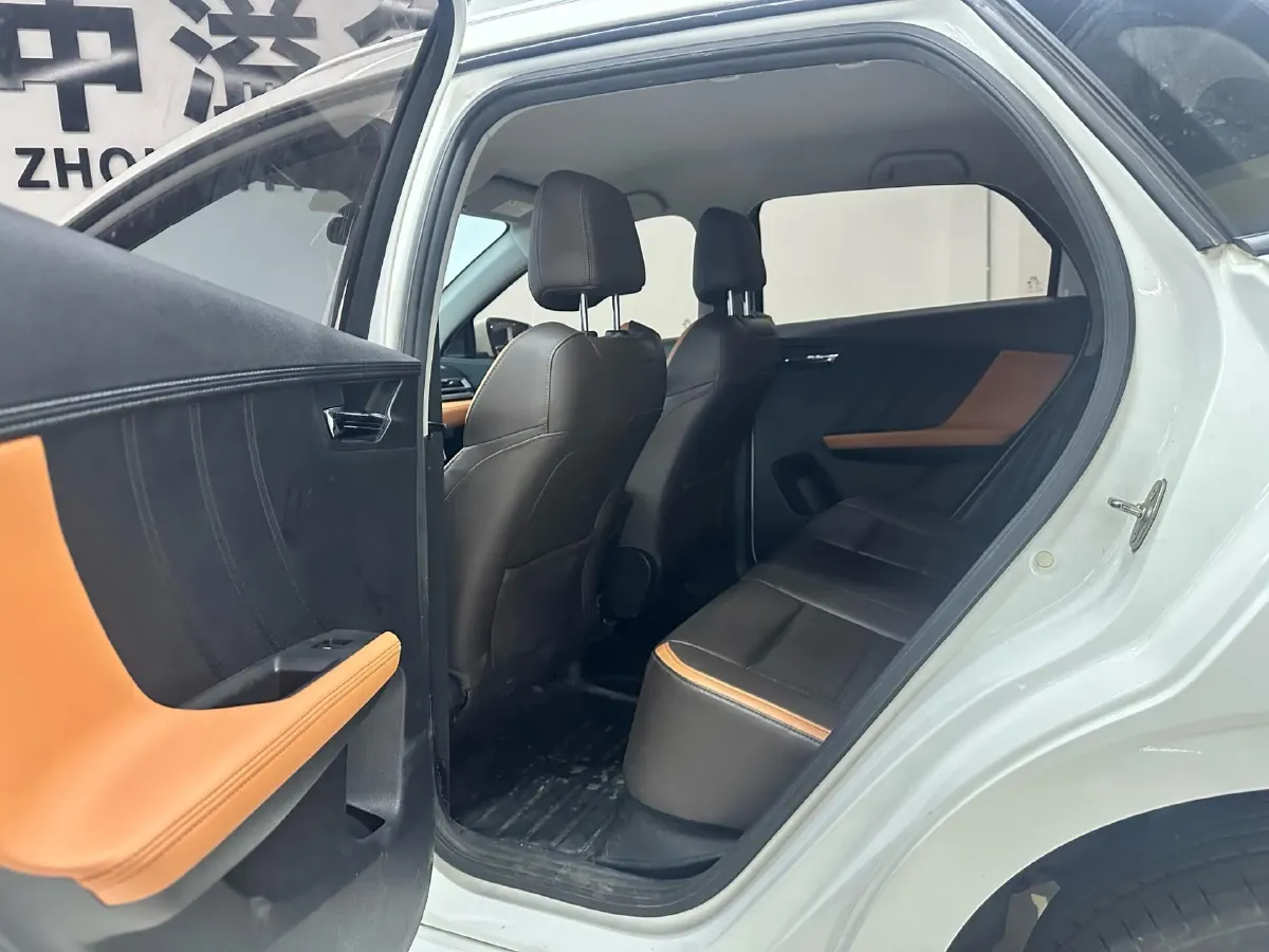2021 Geely Azkarra 1.8T 184HP L4 7DCT,autocango,china used car exporter,china ev exporter,chinese used car exporter,chinese used ev exporter