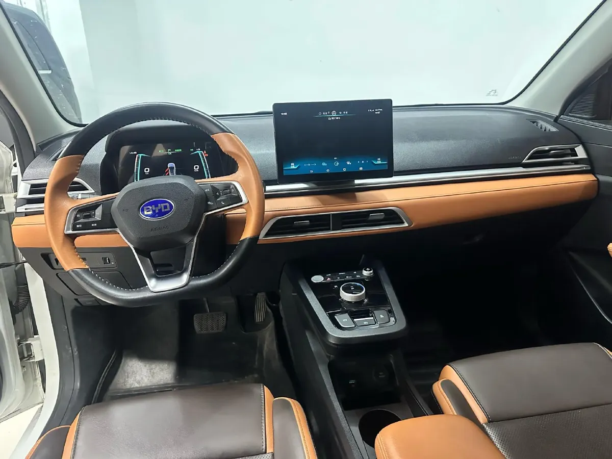 2021 Geely Azkarra 1.8T 184HP L4 7DCT,autocango,china used car exporter,china ev exporter,chinese used car exporter,chinese used ev exporter