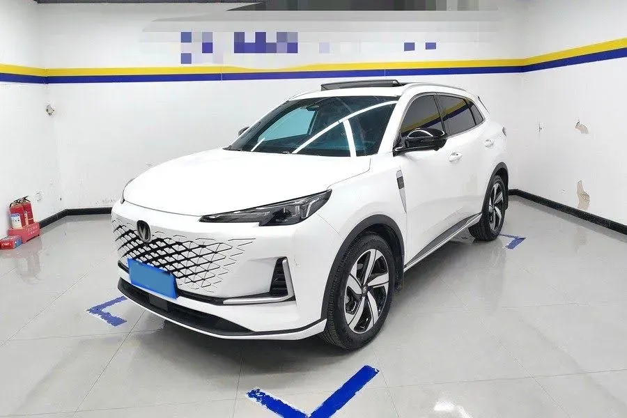 2023 ChangAn CS55 Plus 1.5T 188HP L4 7DCT,autocango,china used car exporter,china ev exporter,chinese used car exporter,chinese used ev exporter