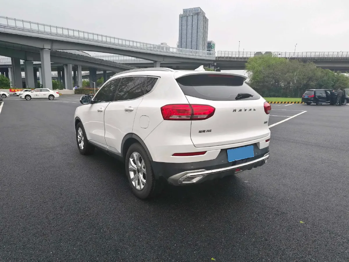 2021 Haval H6 1.5T 150HP L4 7DCT,autocango,china used car exporter,china ev exporter,chinese used car exporter,chinese used ev exporter