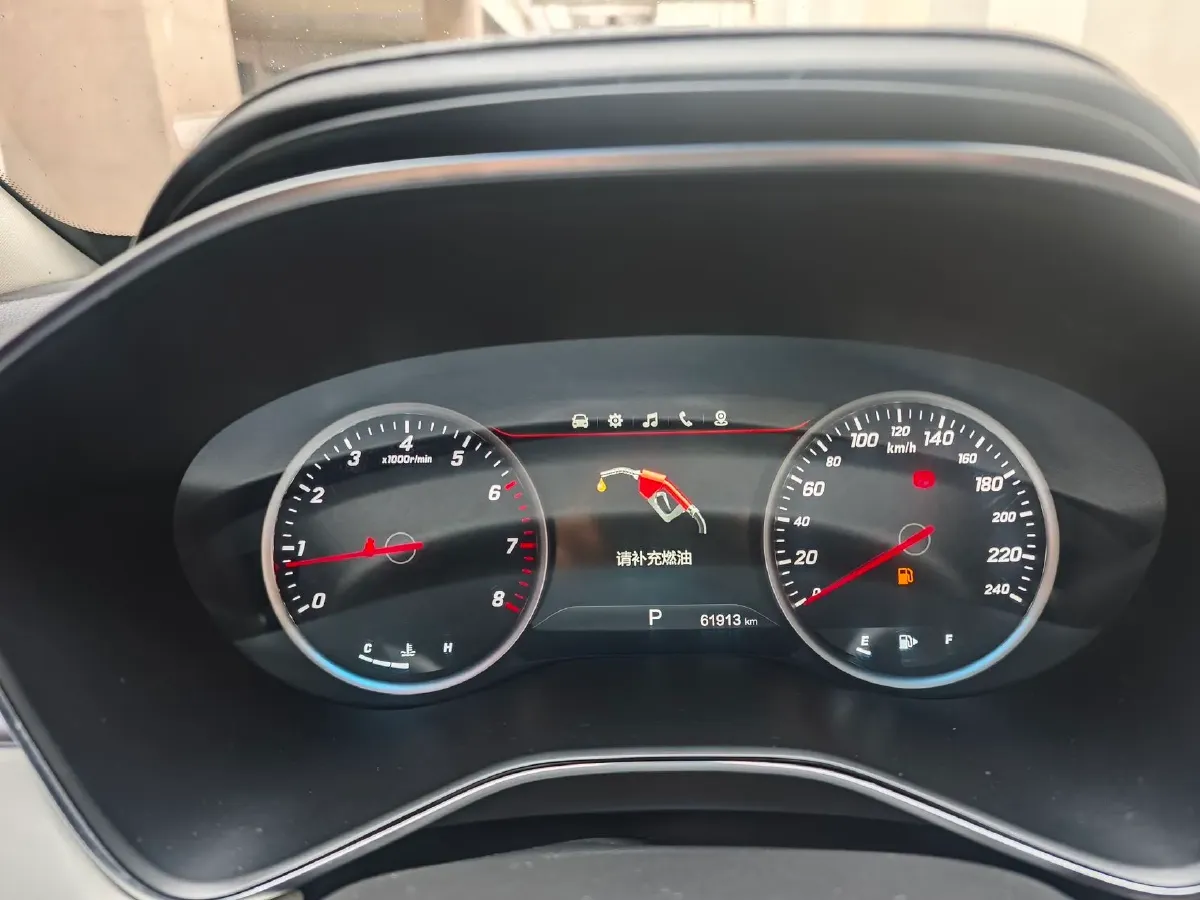 2018 BaoJun 530 1.5T 150HP L4 6DCT,autocango,china used car exporter,china ev exporter,chinese used car exporter,chinese used ev exporter