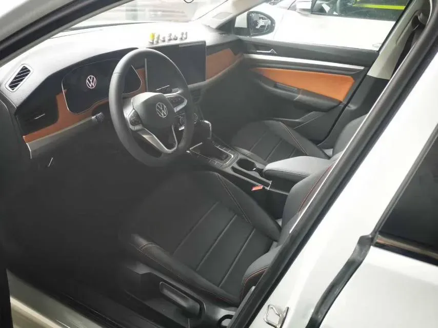 2025 Volkswagen Bora 1.2T 116HP L4 7DCT,autocango,china used car exporter,china ev exporter,chinese used car exporter,chinese used ev exporter