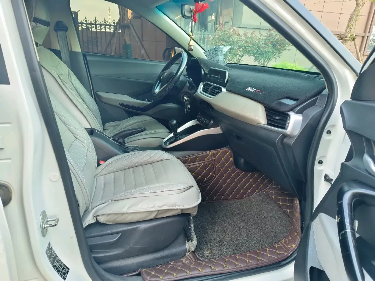 2017 BaoJun 510 1.5L 112HP L4 6MT,autocango,china used car exporter,china ev exporter,chinese used car exporter,chinese used ev exporter